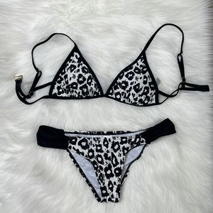 Pursuit | Leopard triangle Bikini